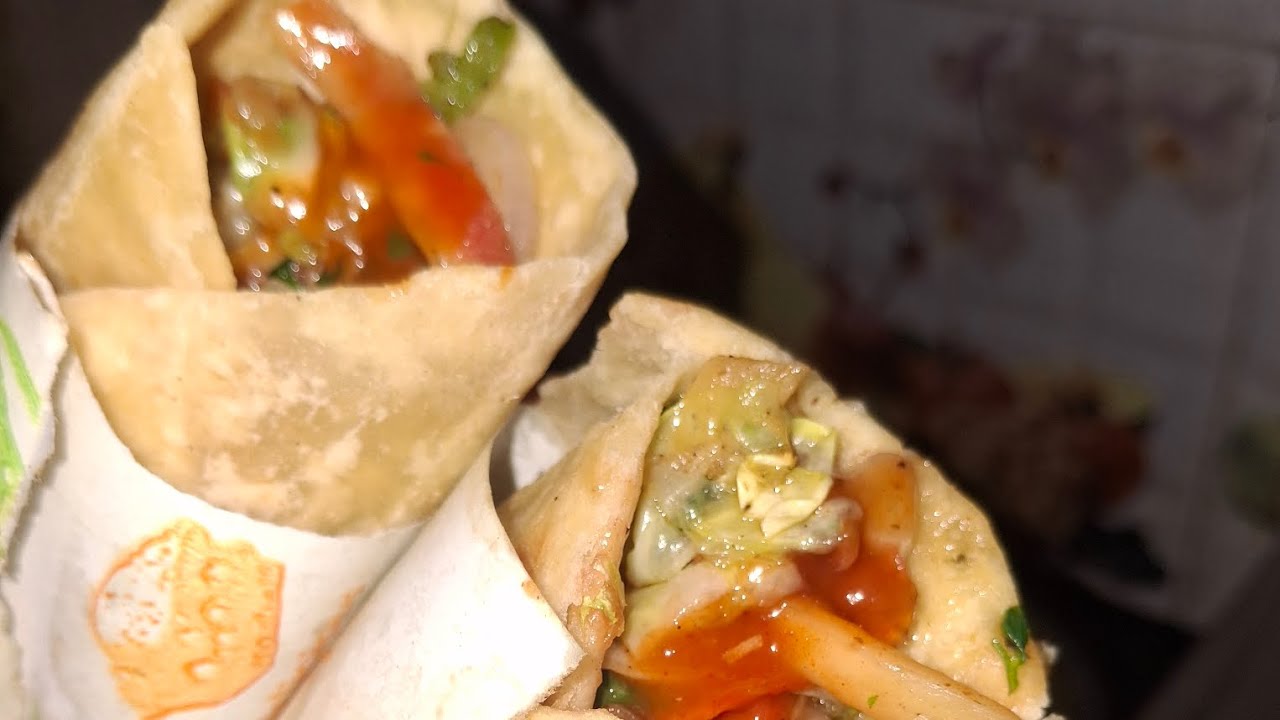 Veg roll recipe  |  वेज रोल  घर पर कैसे बनाएं |  veg roll banane ka tarika #homemade #foodies 