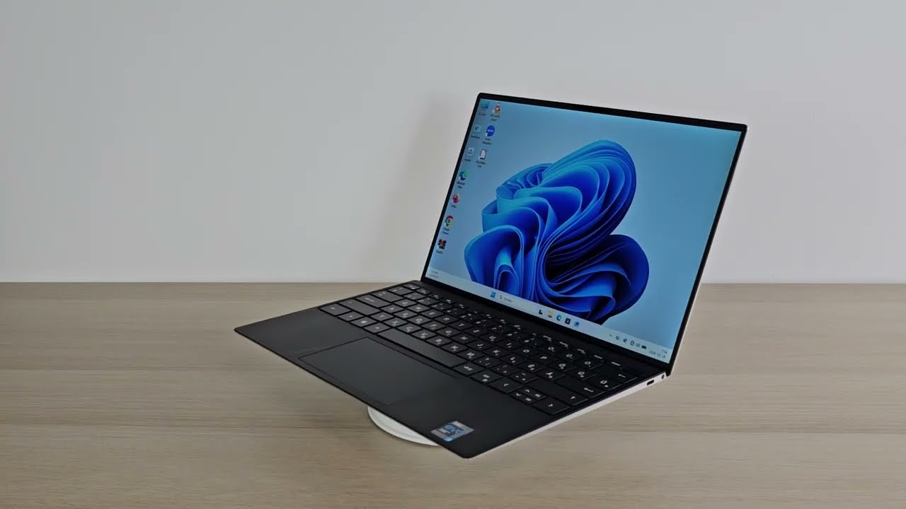 Dell XPS 13 9310 Laptop / i7-1185G7 / 16GB RAM / 512GB SSD / Magyar billentyűzet