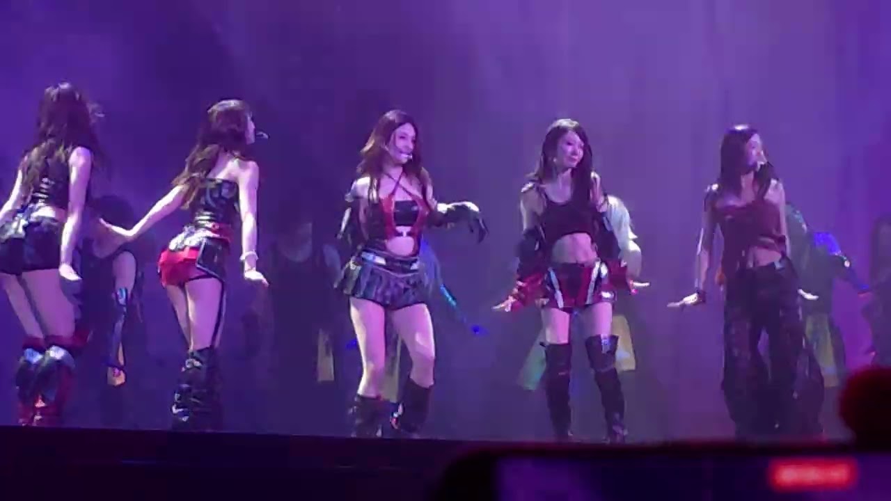 르세라핌 앵콜 콘서트 SPAGHETTI + Chasing Lightning + 이브 프시케 그리고 푸른 수염의 아내 + CRAZY 260201