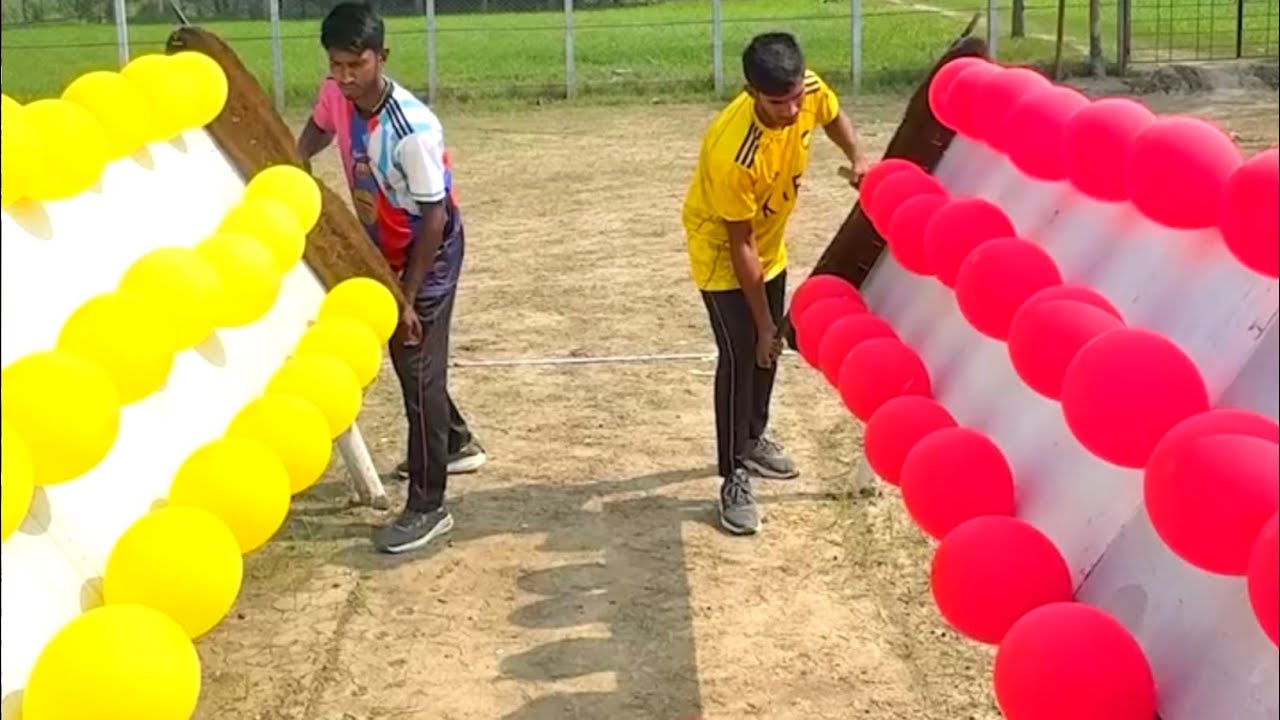 Whoever pops the balloon with a stick will win the most prizes | SS food challenge tanjila village 