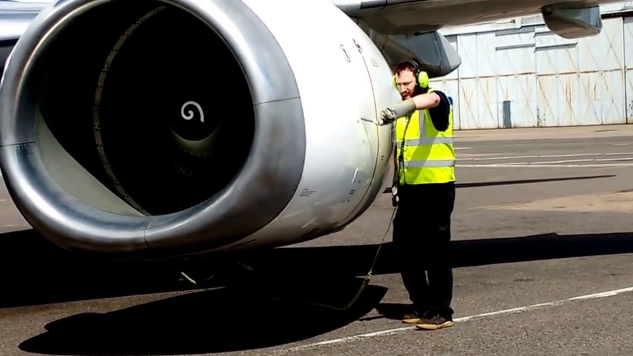 737 Manual Start