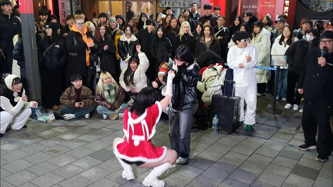 [STREET ARTIST] BE OUR. CHRISTMAS INTERACTIVE SHOW BUSKING. 231225.