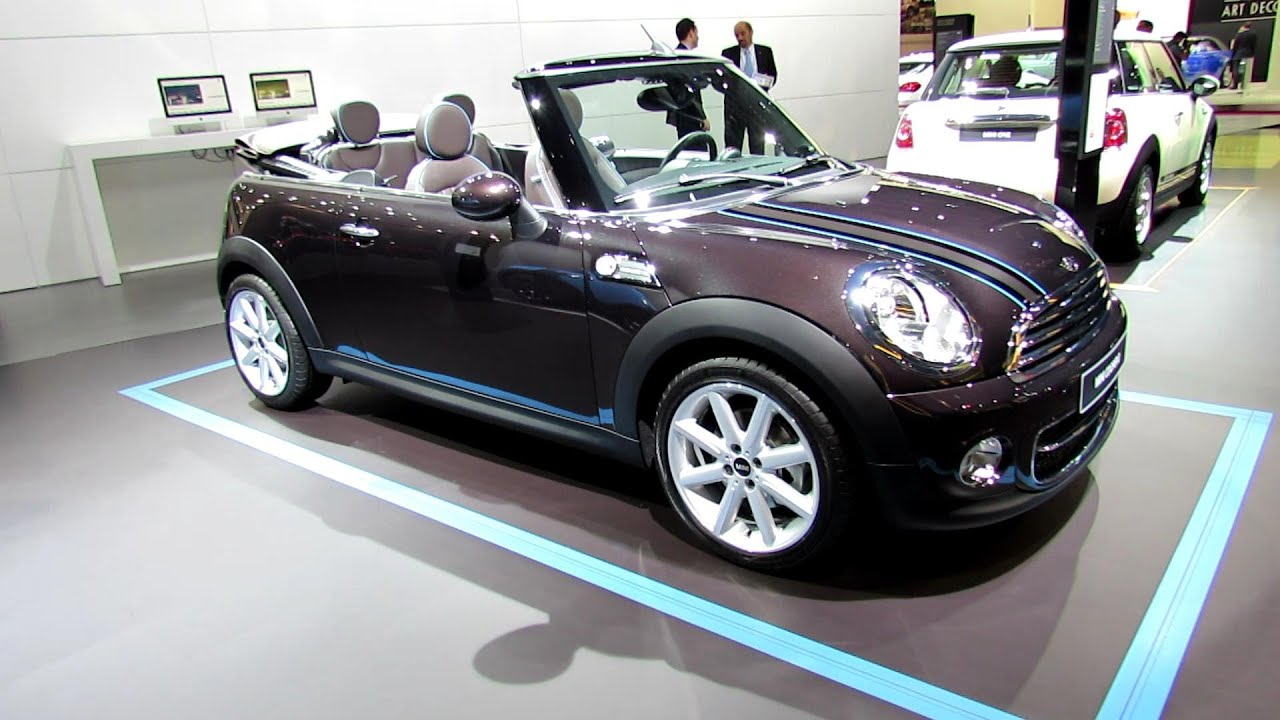 2013 Mini Cooper D Highgate - Exterior and Interior Walkaround - 2012 Paris Auto Show