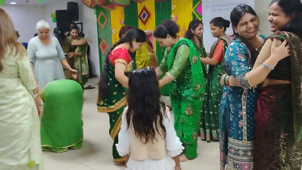 हरीयाली तीज़ की हार्दिक शुभकामनाएं 🙏🙏💐❤️