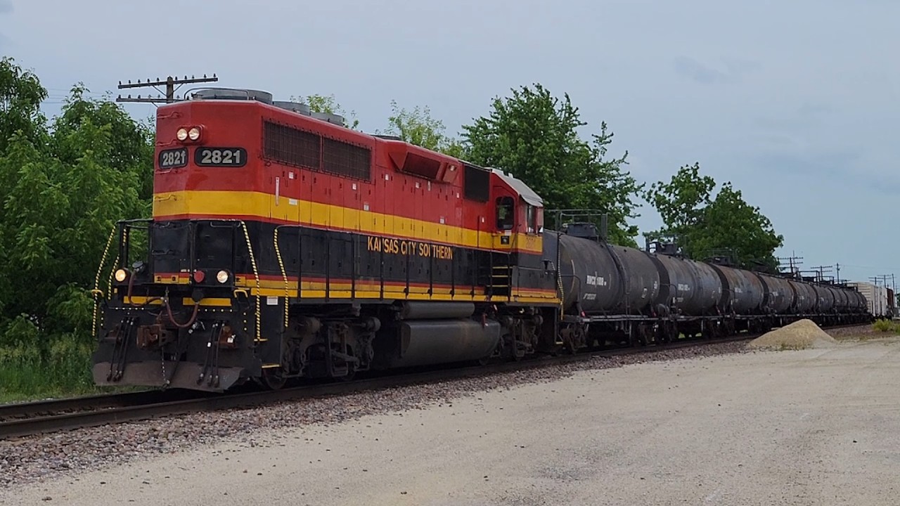CPKC Weed Sprayer and CPKC 547 in Genoa, IL | 6-4-2024