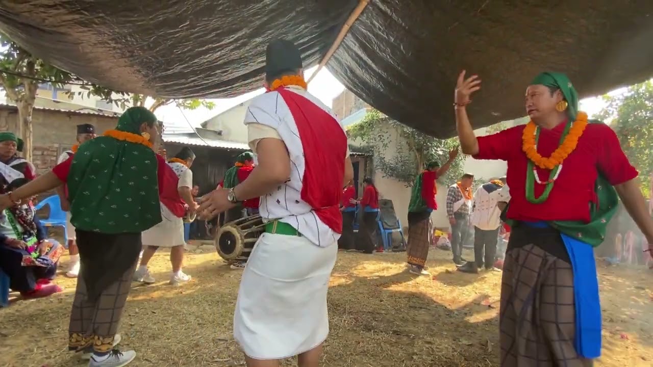 Chitwan pun samaj le purkheuli nanch