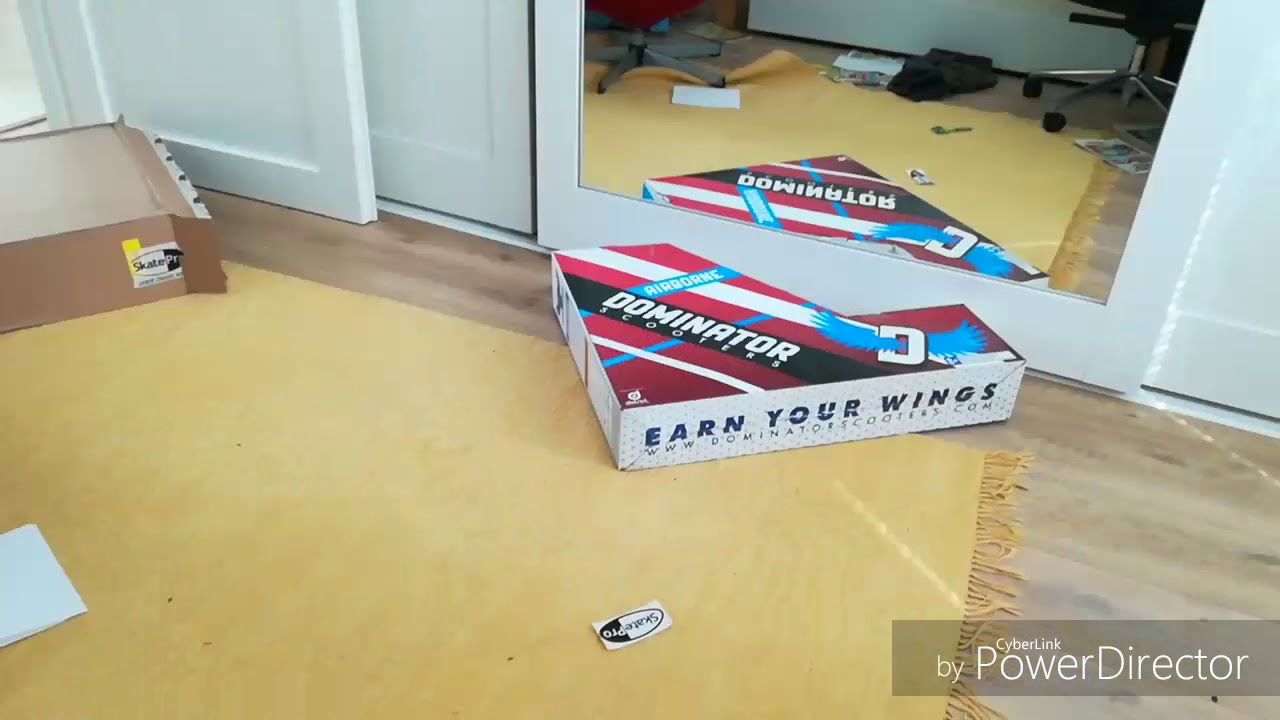 Unboxataan scootti