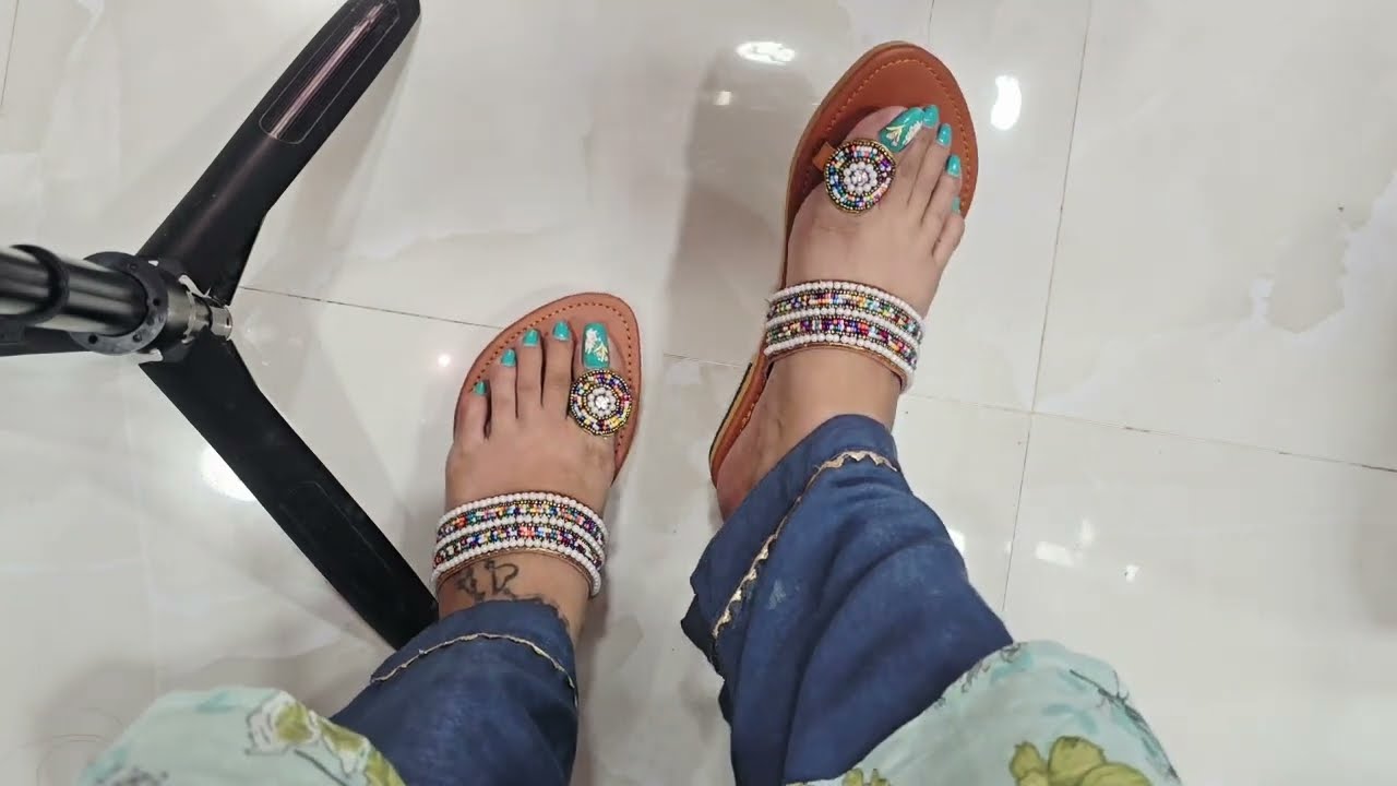 New Slipper Unboxing and Review / Beautiful Feet Queen / Foot Video / Sumankavitafeet #feet #foot