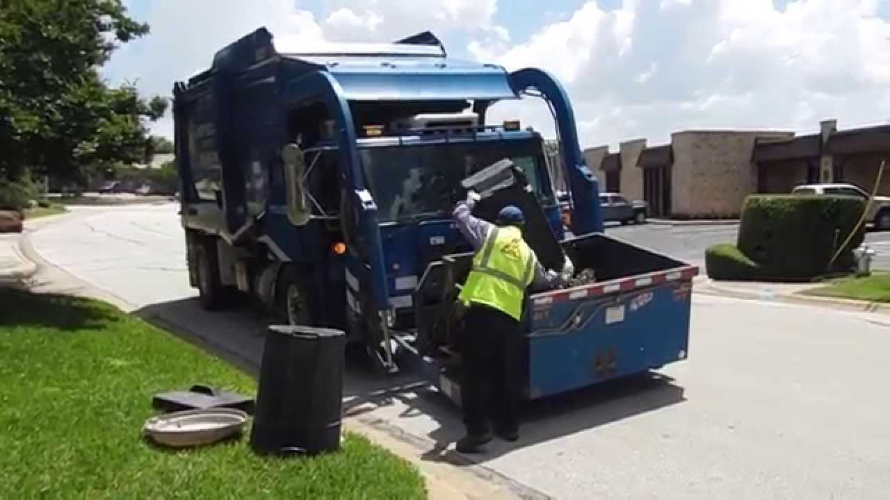 Republic Services - Autocar Xpeditor Mini Heil Residential Front Loader (Garbage Truck)