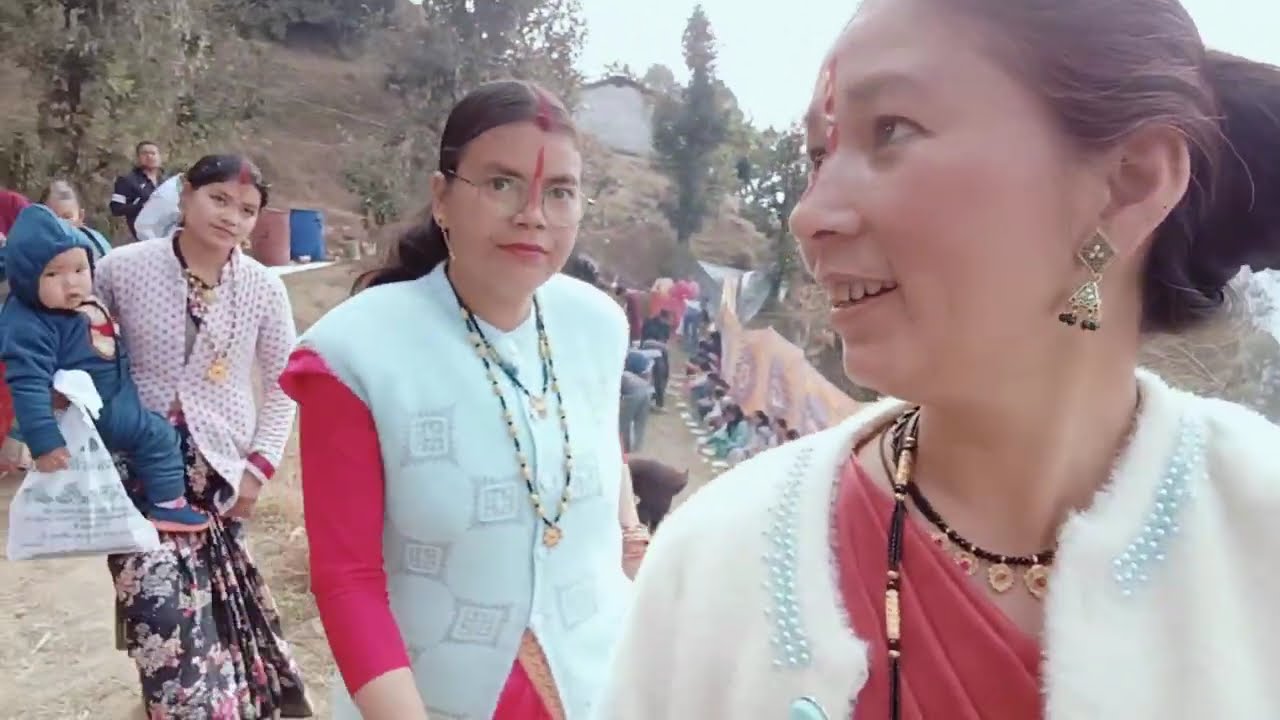 पहाड़ी महिला संगीत 🙏🏻 महिला संगीत में बहुत मज़ा आया 🤣 wedding #village vlog 