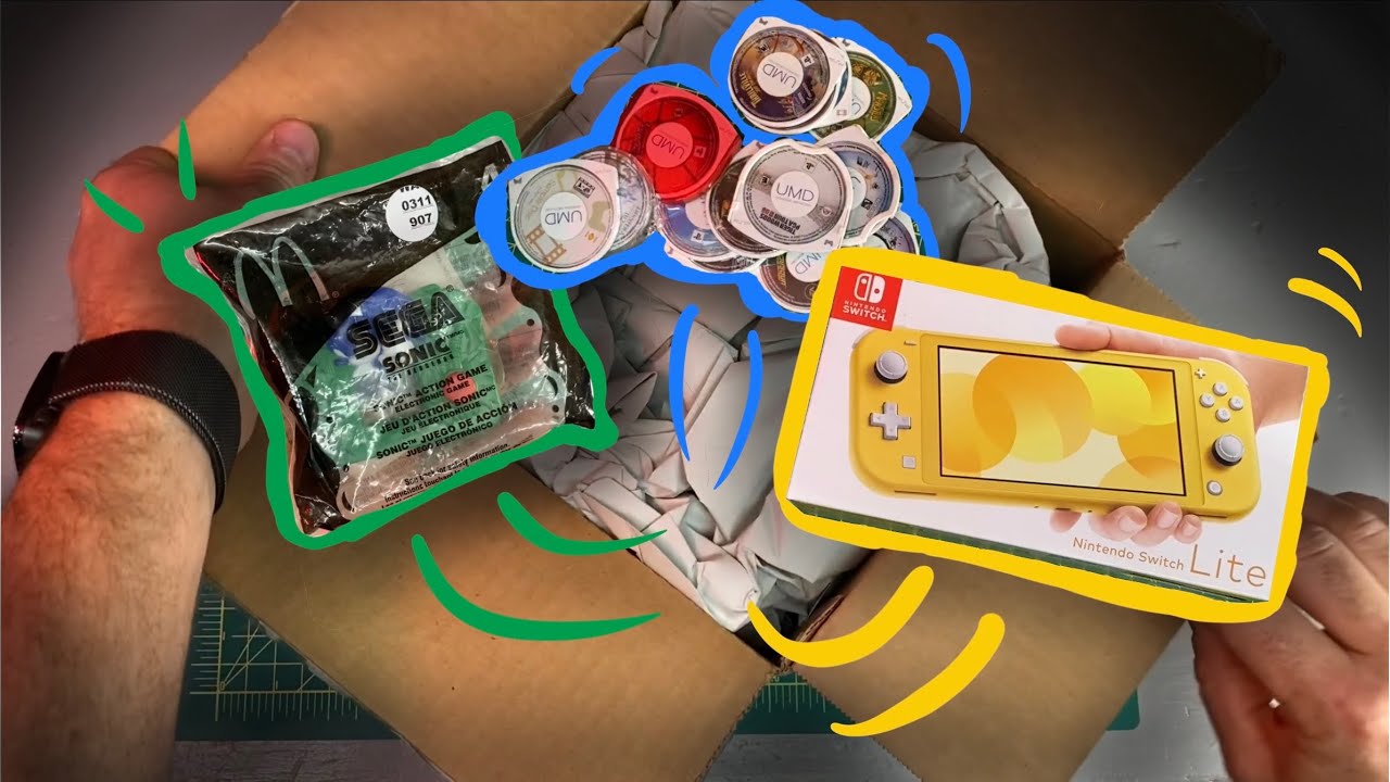 Unboxing #4 - McDonalds Sonic Toy, UMD Pile, Switch Lite, and more - Handheld Museum