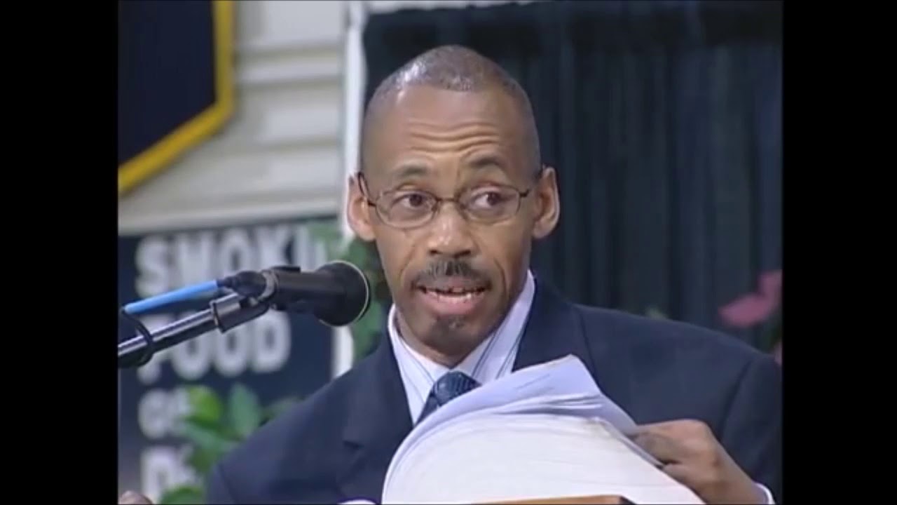 Pastor Gino Jennings - Addressing the Hebrew Israelites (Esau, pigs, & eating meats)