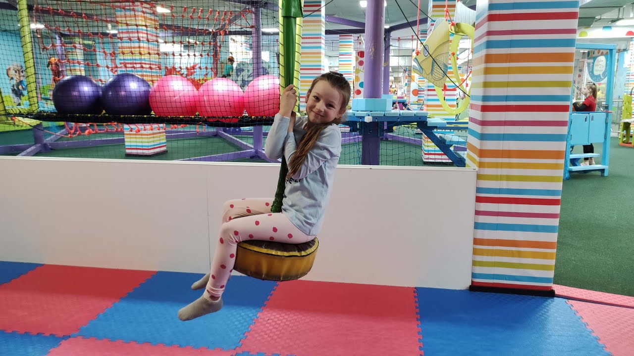Дитячий розважальний центр Fly kids. Відео для дітей українською. Влог Віталінка Українка
