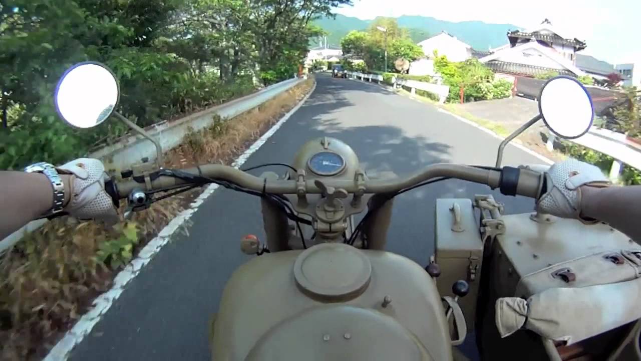 BMW R75 Sidecar Cruising