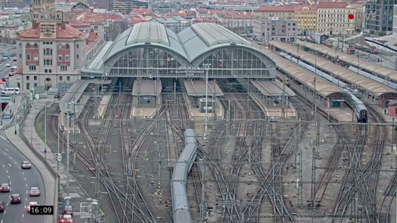 Staniční hlášení Praha hlavní nádraží - Andula se zbláznila?! + Hlášení o posunu u IC 558, 23.1.2022