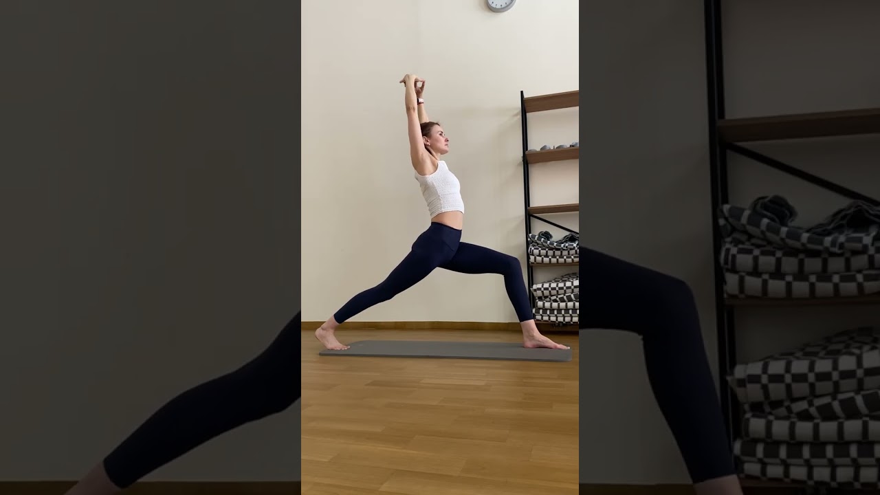 Сурья-намаскар усложненная версия! #yoga #спорт #yogae #йога #йогажурнал #йогаупражнения #yogagirl