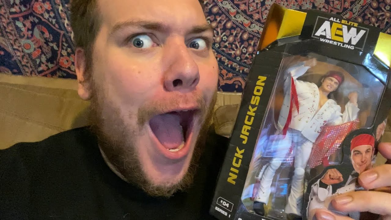 Finding AEW UNRIVALED at Walmart!? Figure Hunt Vlog!