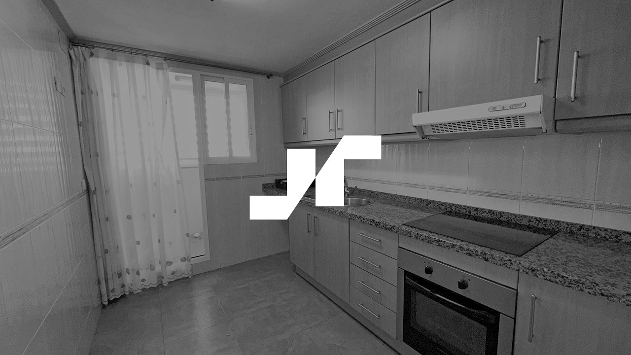 Ático dúplex luminoso con dos terrazas en Vila-real (ref. 95254979)