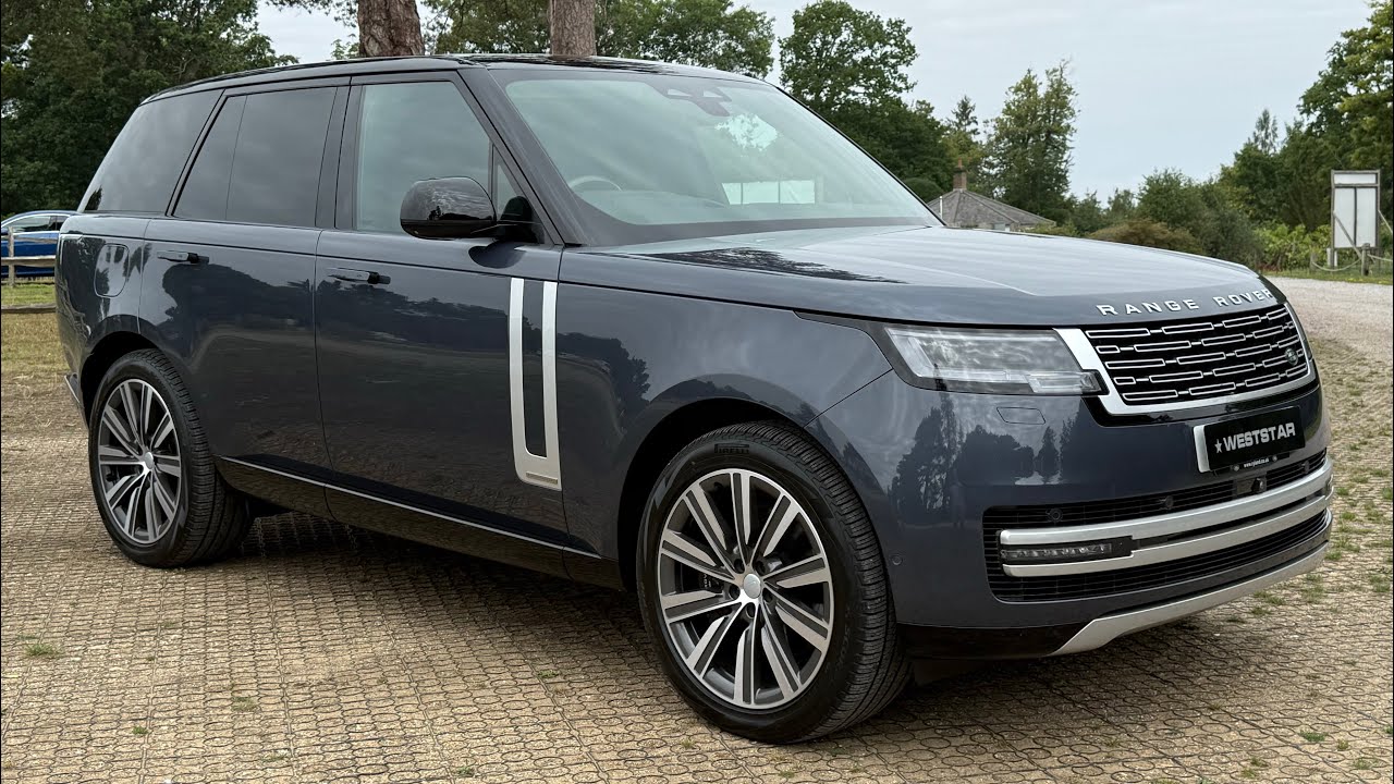 2024 Model Range Rover L460 P530 Autobiography in Varesine Blue