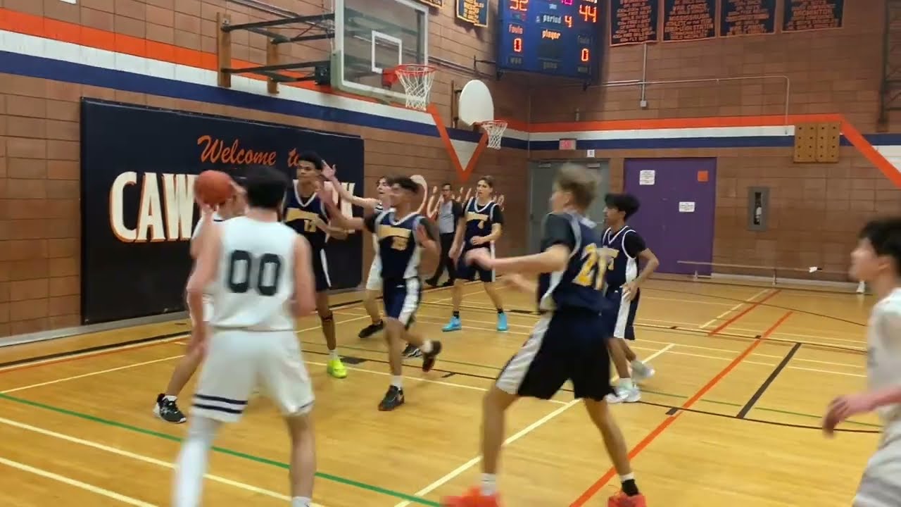 Port Credit vs Cawthra Park Basketball Game Footage - GAME #5 (Q4) (December 20th 2023)