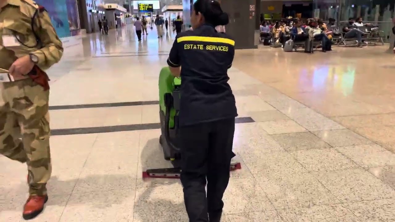 Rajiv Gandhi Airport To New Delhi Airport With Indigo Airline 