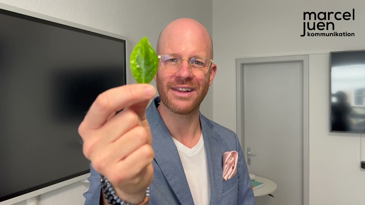 TV-Interview: Positionierung von Gegenständen! 🌿 Tipp aus der Praxis von Medientrainer Marcel Juen