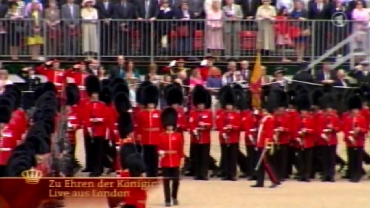 Trooping the Colour 2010 -Highlights- [HD]