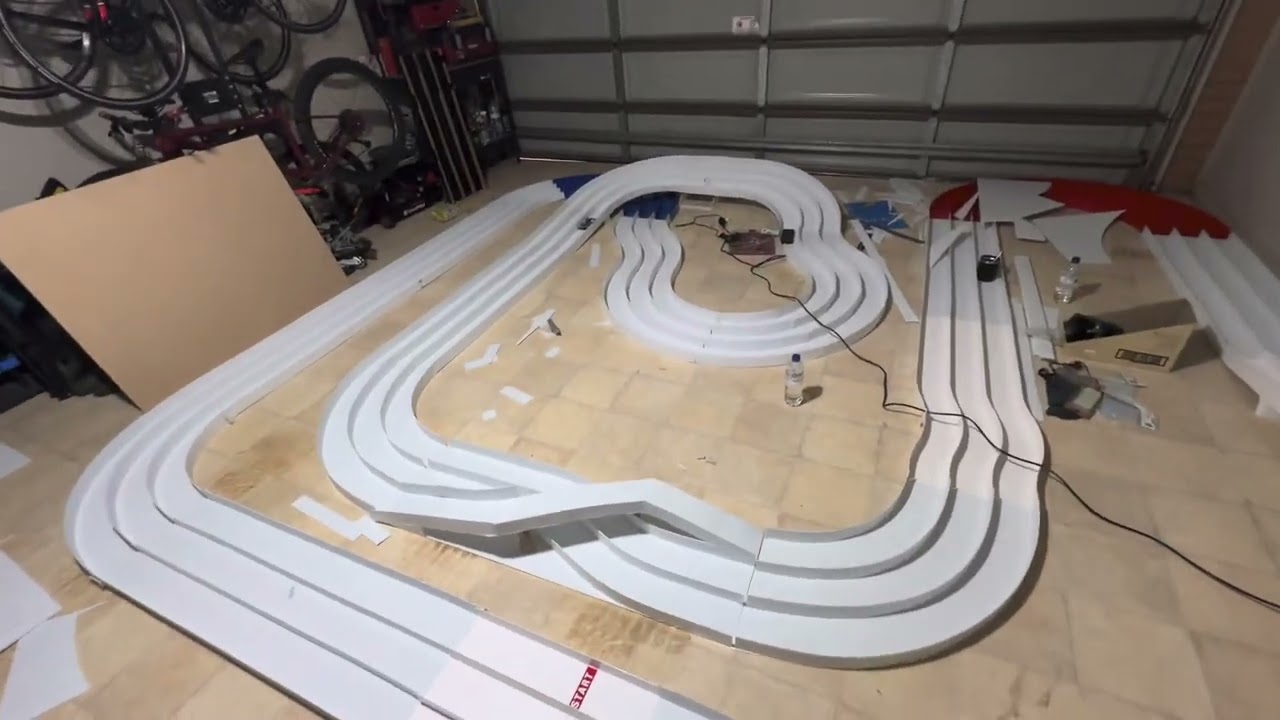 Build a homemade Tamiya mini 4wd track