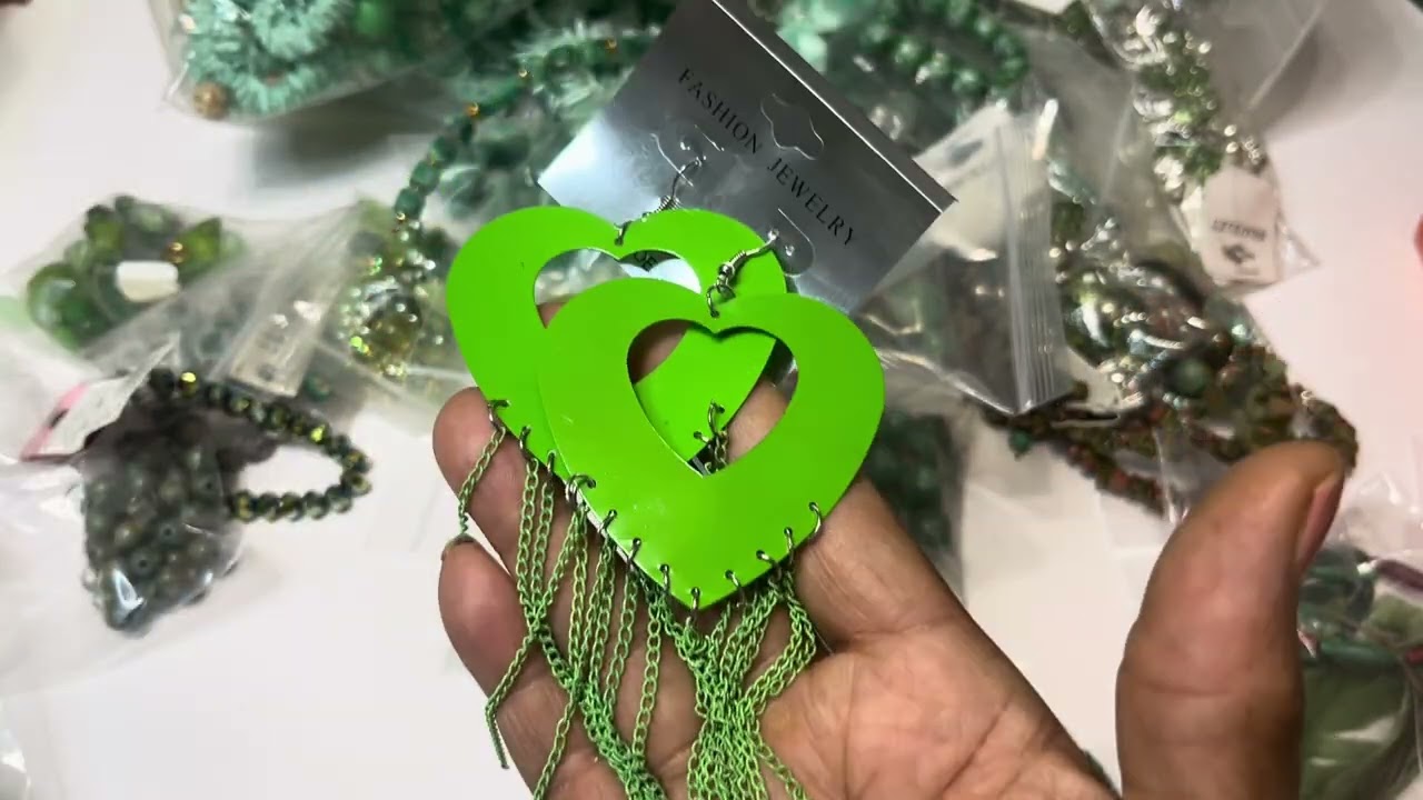 The Bead Vault Sort 1M Beads Medium Green Box 2