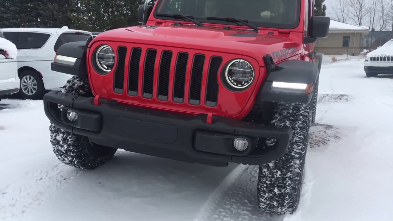 Driving the All new Jeep Wrangler JLU on our Jeep Trail