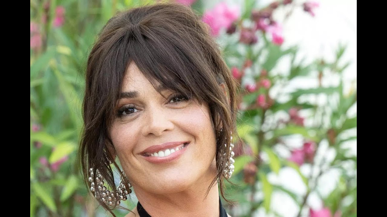 Lola Dewaere radieuse en bikini, pour les vacances : 