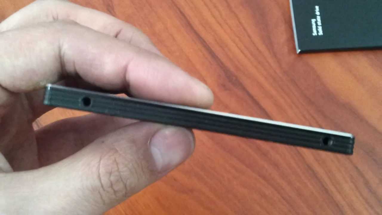 Unboxing Samsung SSD 830 Series 128GB MZ-7PC128D