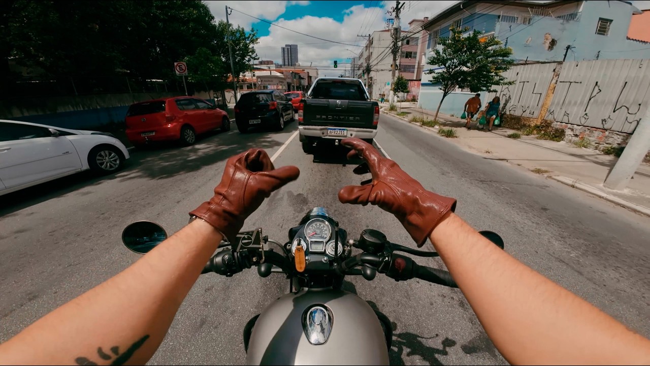Going to look for my girlfriend on my Classic 350 | Raw Exhaust [4k]