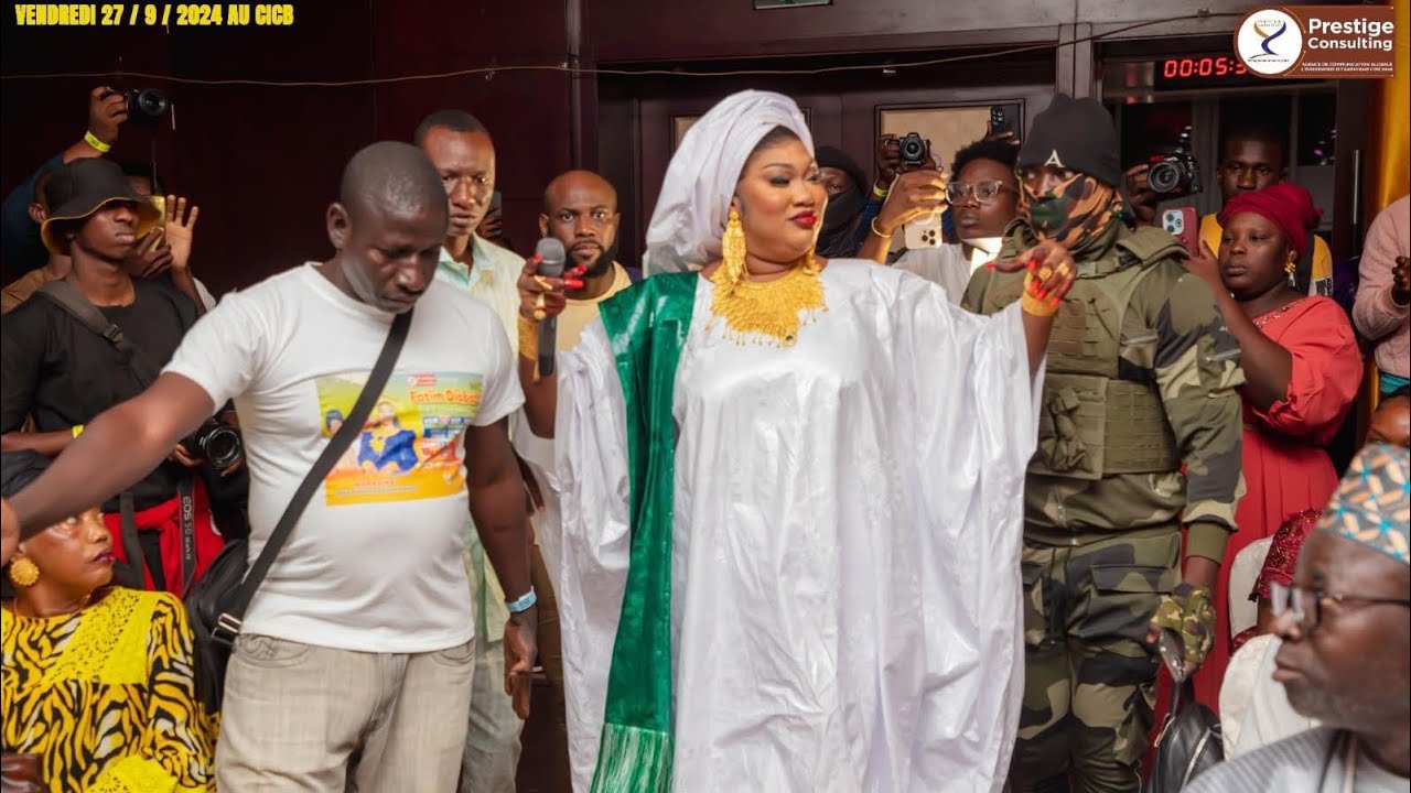 concert VIP de la Haute Gamme Fatim Diabaté en mode traditionnelle au CICB !