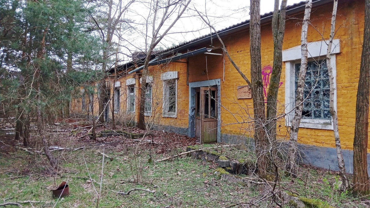 ГСВГ. Forst Zinna. Правое крыло казармы ремроты в/ч93266  14.03.2026