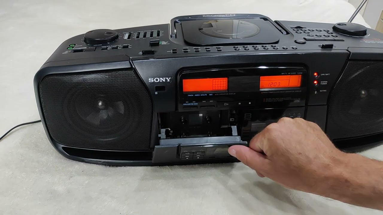 Sony CFD-700