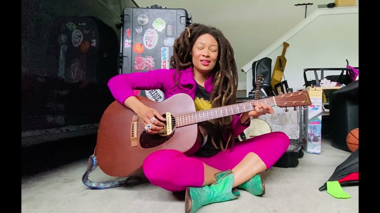 Valerie June - 