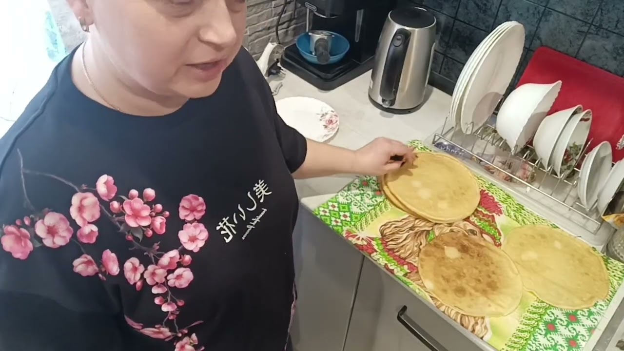 С МАСЛЕННИЦЕЙ!!!😀ПЕКУ БЛИНЧИКИ🥞 И ФАРШИРУЮ /часть 1/