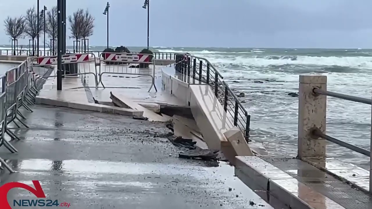 BARLETTA | La costa di Barletta arretra e un tratto di Levante viene chiuso al traffico