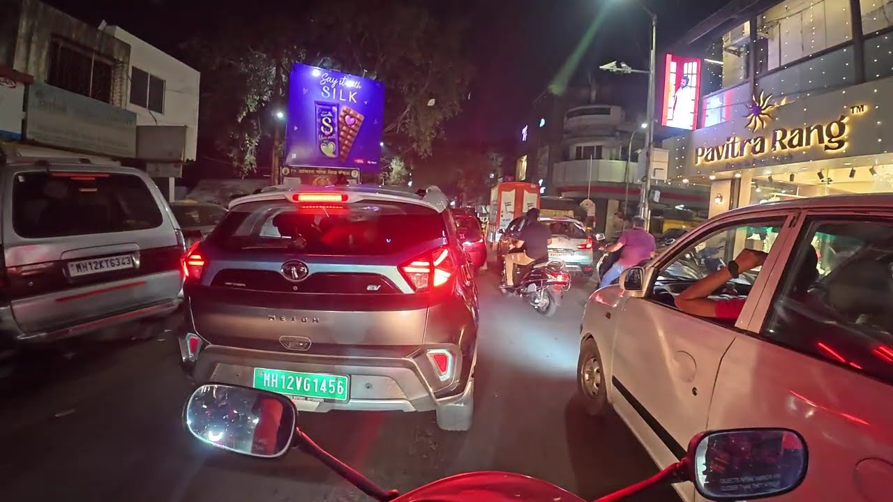Valentine’s Night Ride on MG Road Pune | Camp City Lights | CBR150R 4K POV | EngineTherapy