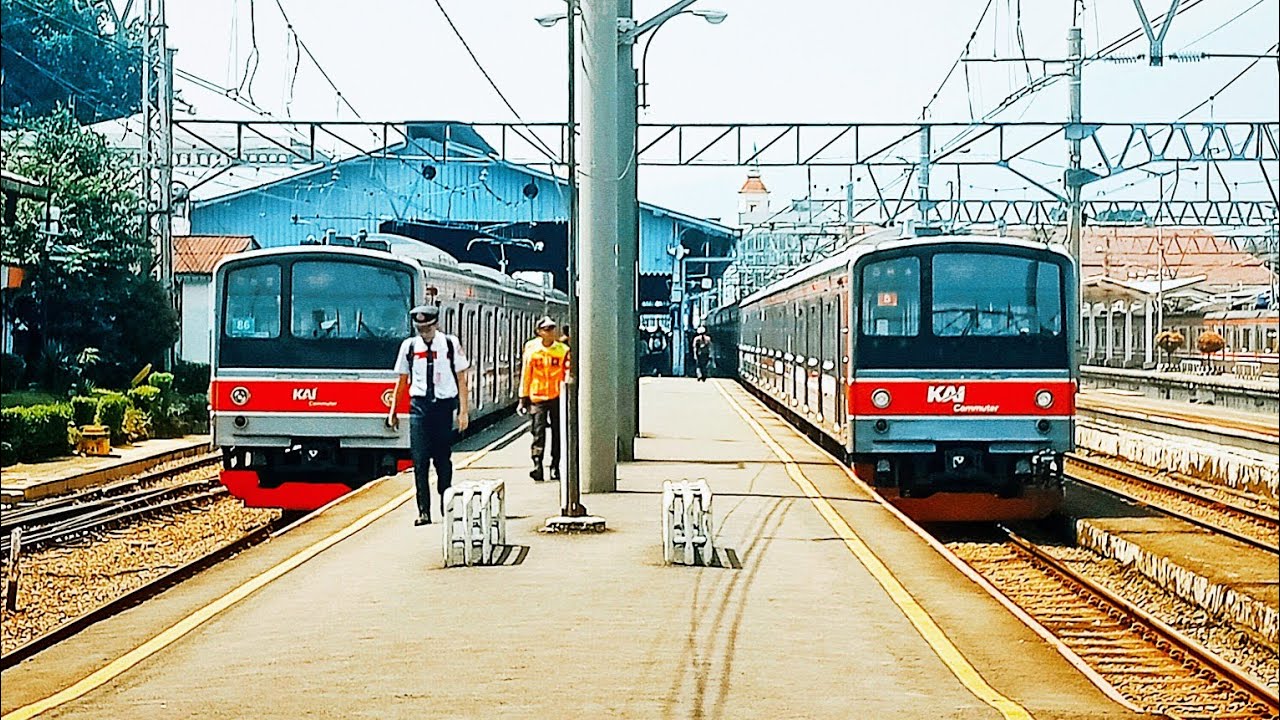 STASIUN BOGOR ‼️ KOMPILASI KRL COMMUTER LINE DATANG DAN BERANGKAT