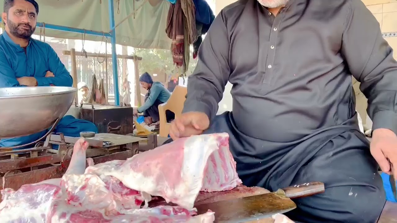 Amazing mutton cutting Dumbah meat 🍖🐐🐑🔪#long #butcher #pakistan Support me