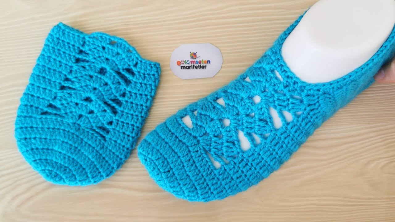 Вязаные очень стильные легкие пинетки - модель носков - вязаные тапочки