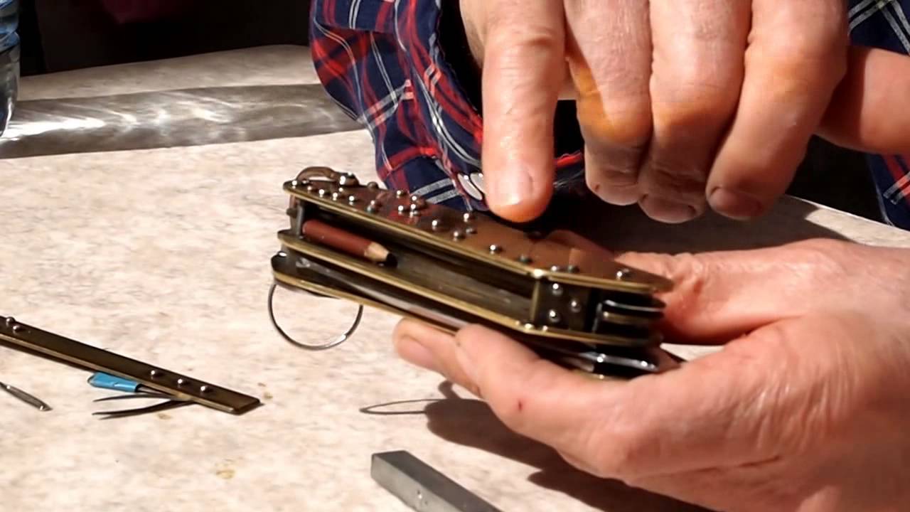 Couteau multifonctions artisanal