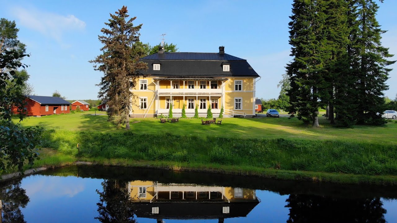 Sommar i R&aring;ne &auml;lvdal och vackra Melderstein Herrg&aring;rd