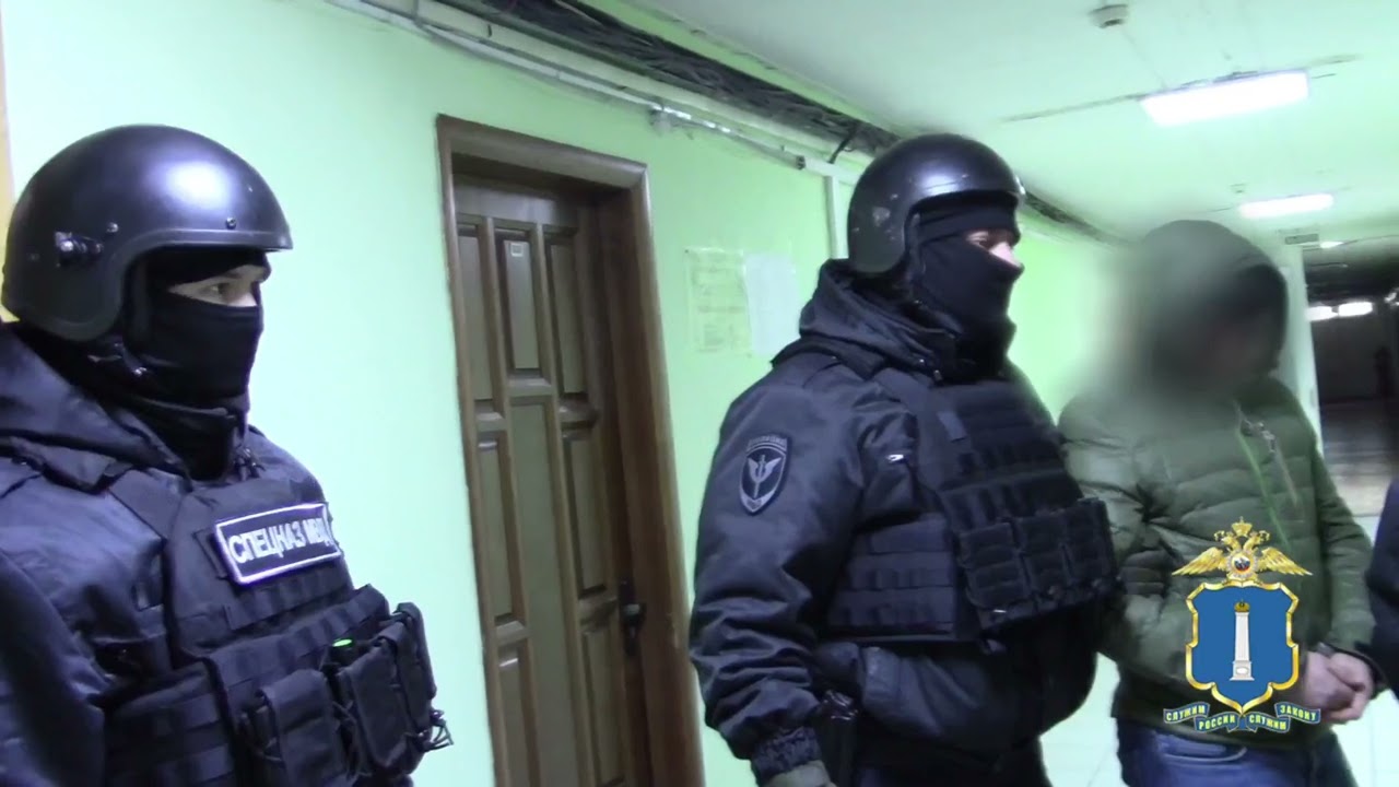 В Ульяновске за обман 16 пенсионеров на 2 млн рублей осудят лжемастеров по ремонту пластиковых окон