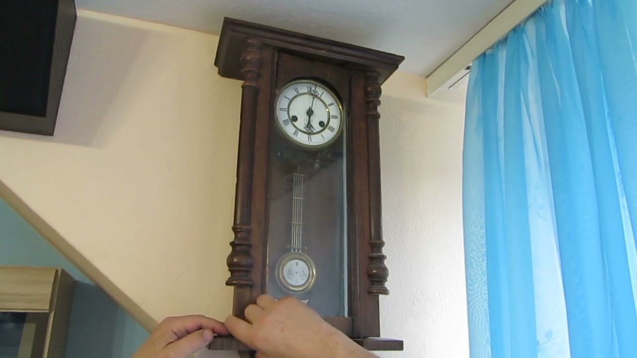Wall Clock  / Настенные часы   (1896)     - le roi à Paris-