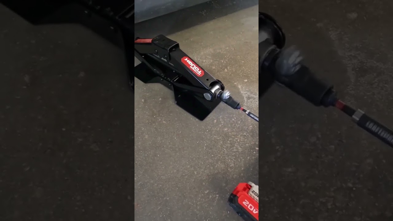 Helpful Drill Adapter For Car Jack 🏋️&zwj;♂️💪 #tools #reels #car #shorts