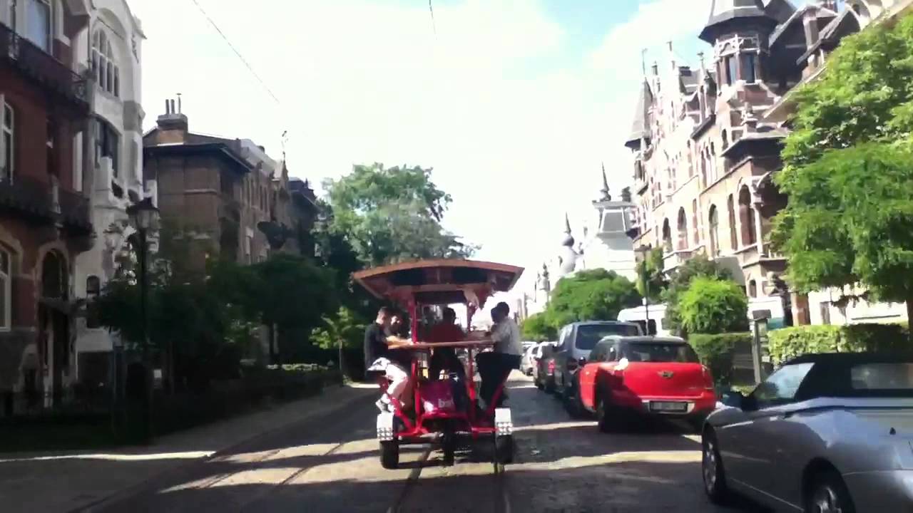 Beer cart on the Cogels Osylei