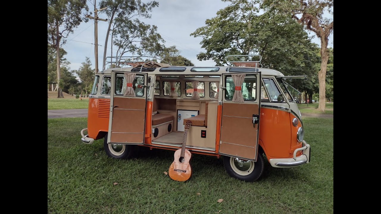 Collectors Restoration – T1 Samba Deluxe Camper– Brazil 1972 – Ref. CR015